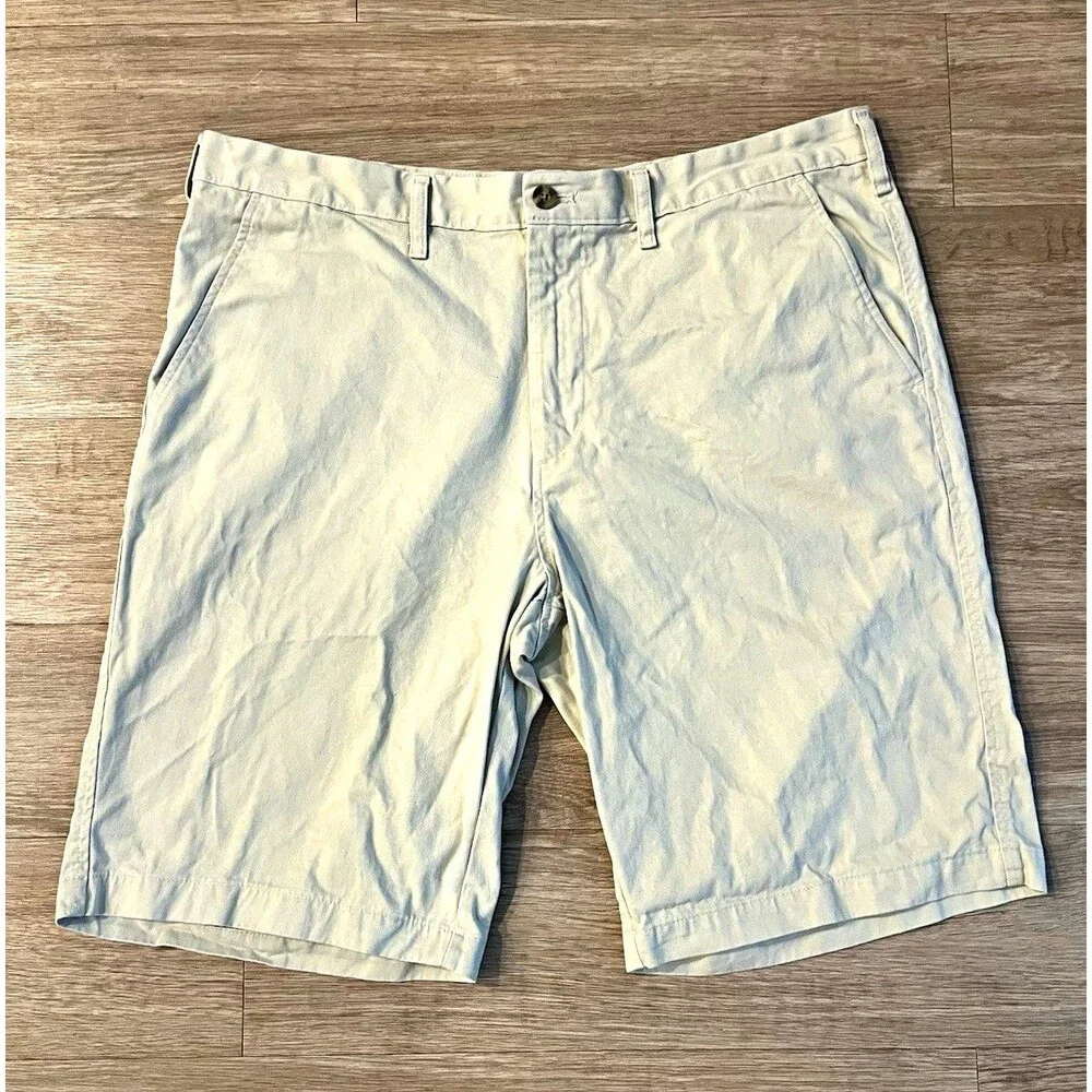Eddie Bauer Men's Beige Cotton Chino Shorts Flat Front Pockets Size 40 0087